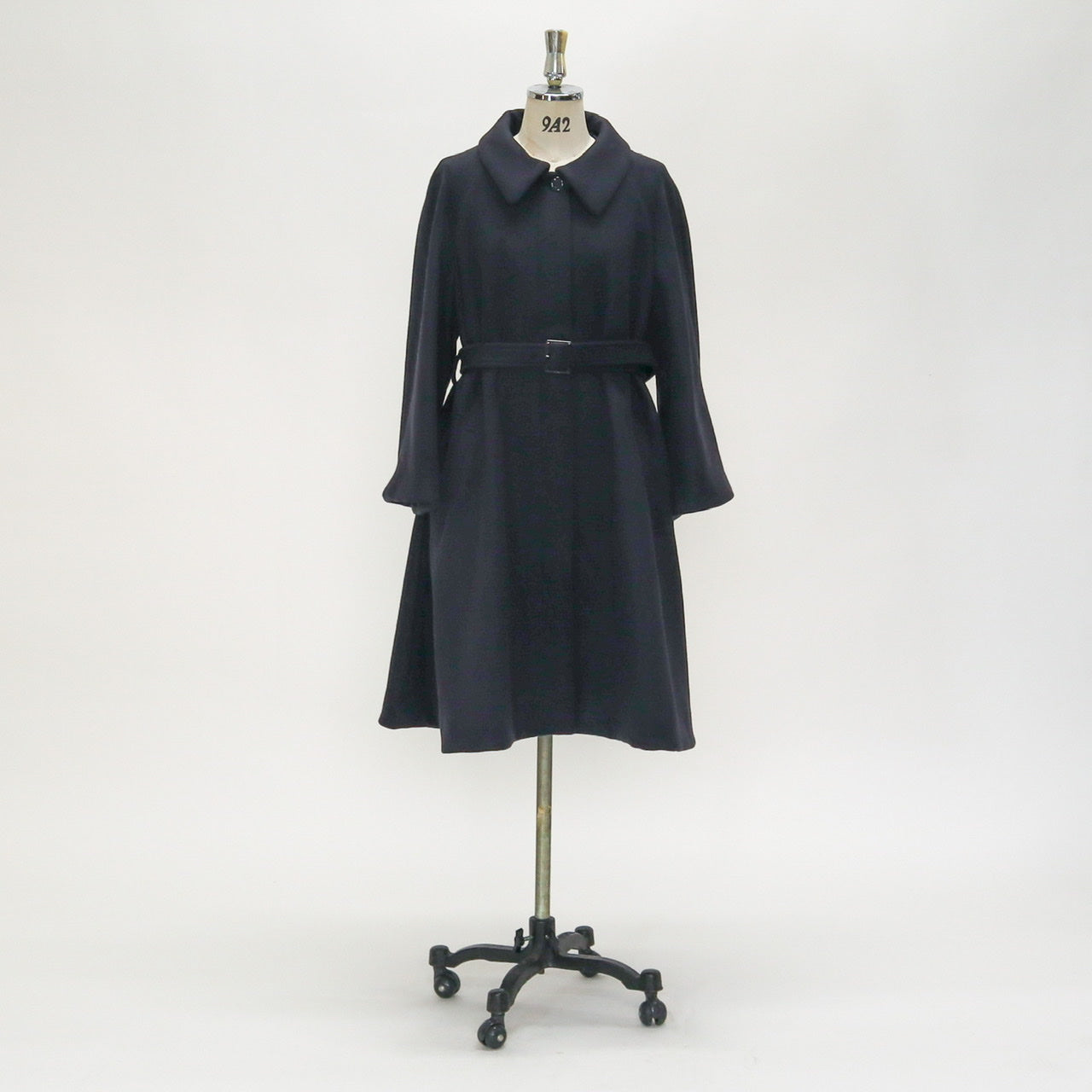 melton poncho coat / navy