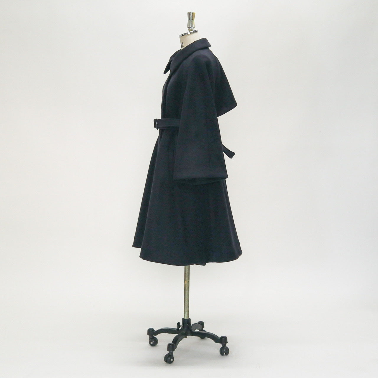 melton poncho coat / navy