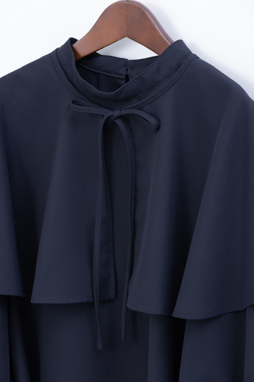 cape blouse / navy