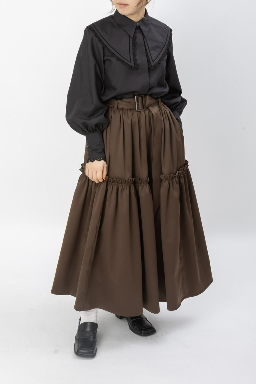 falling collar blouse