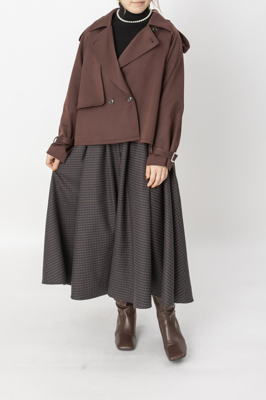 short trench coat / burgundy