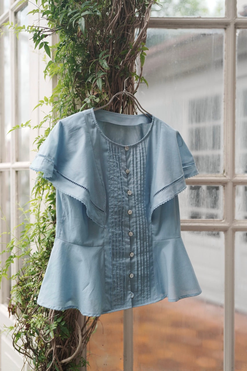 pintuck peplum blouse / skyblue