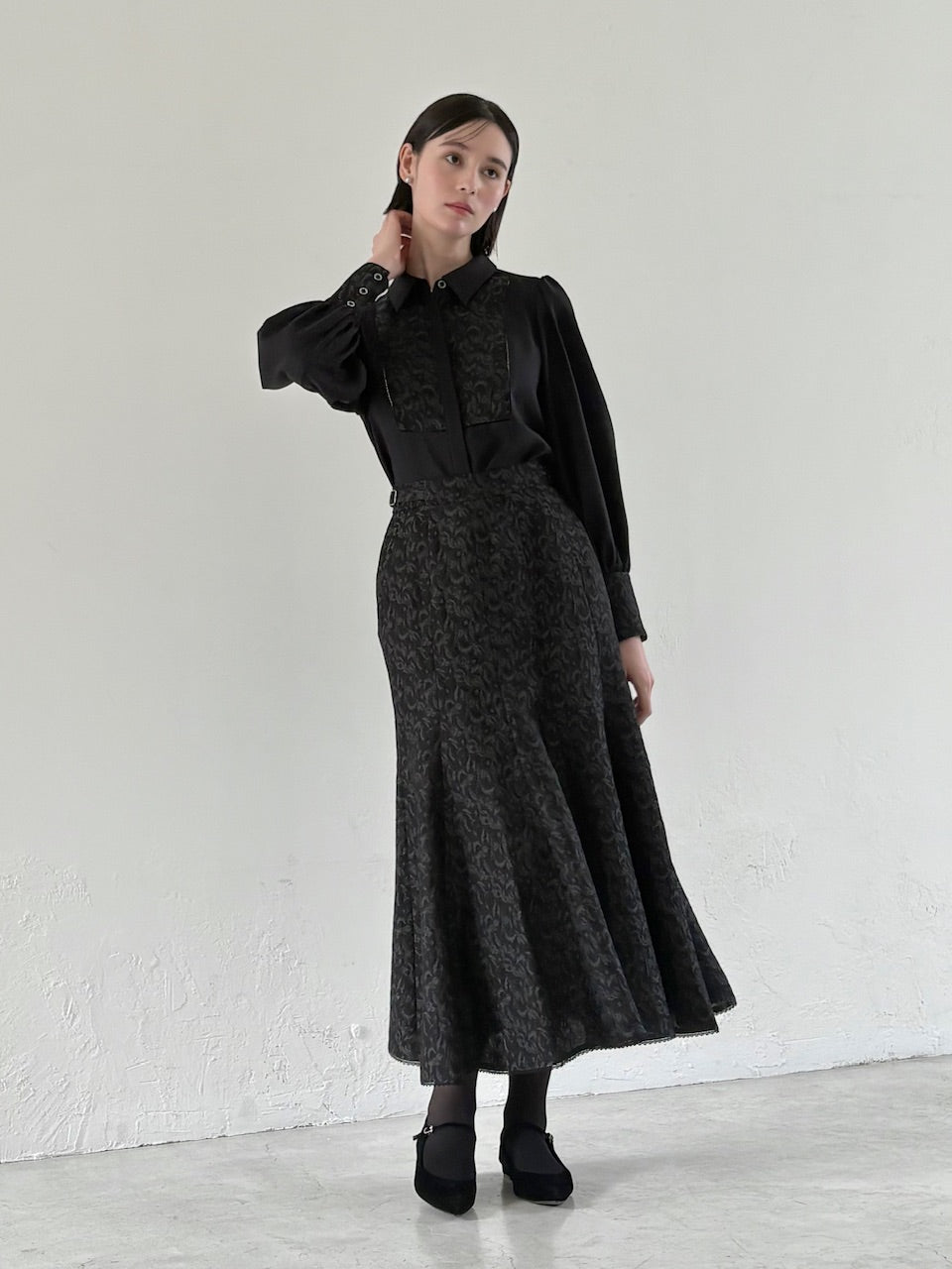 【予約商品】botanical jacquard semi-mermaid skirt / black