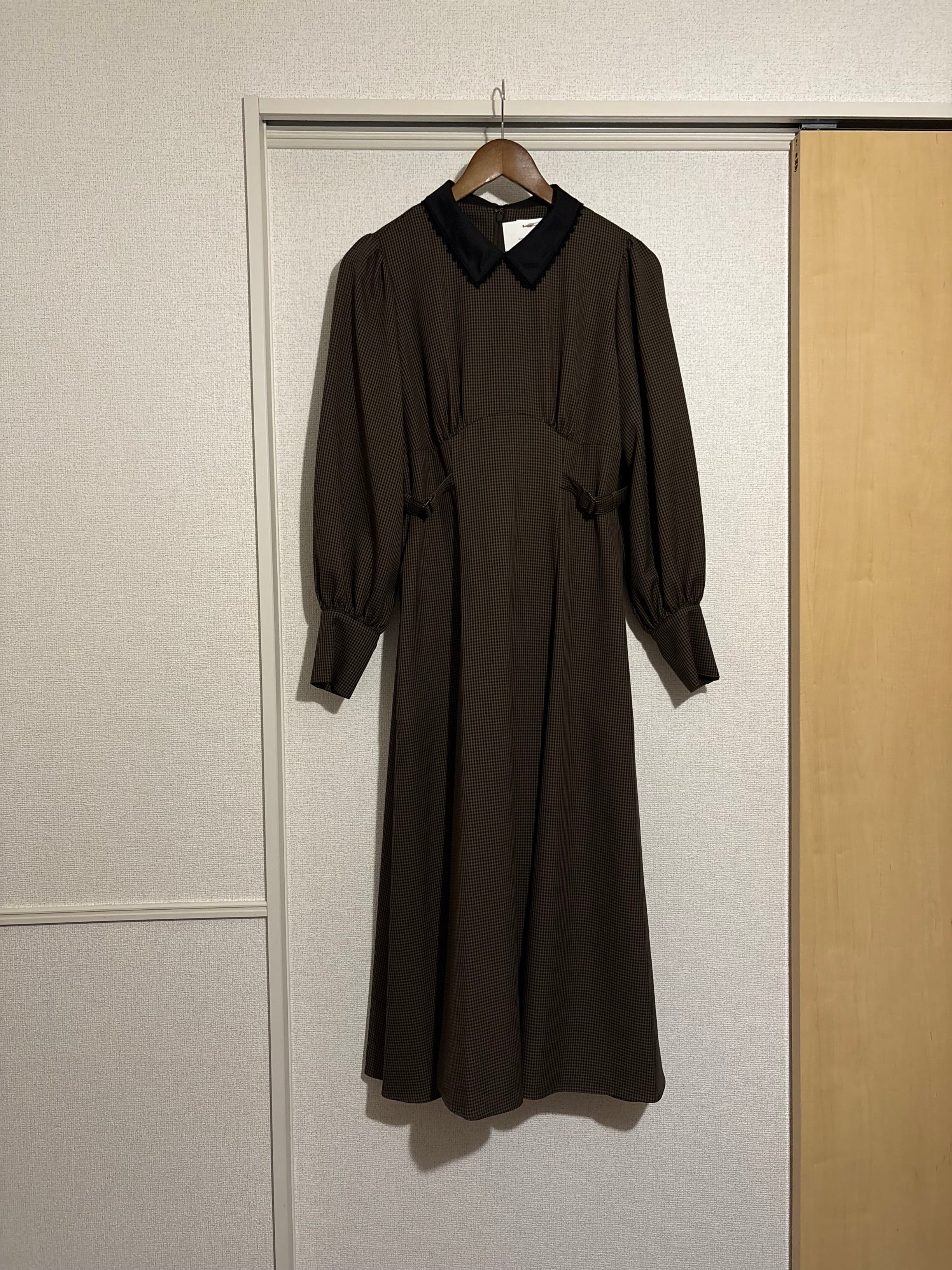 【サンプル】waist belt classical dress