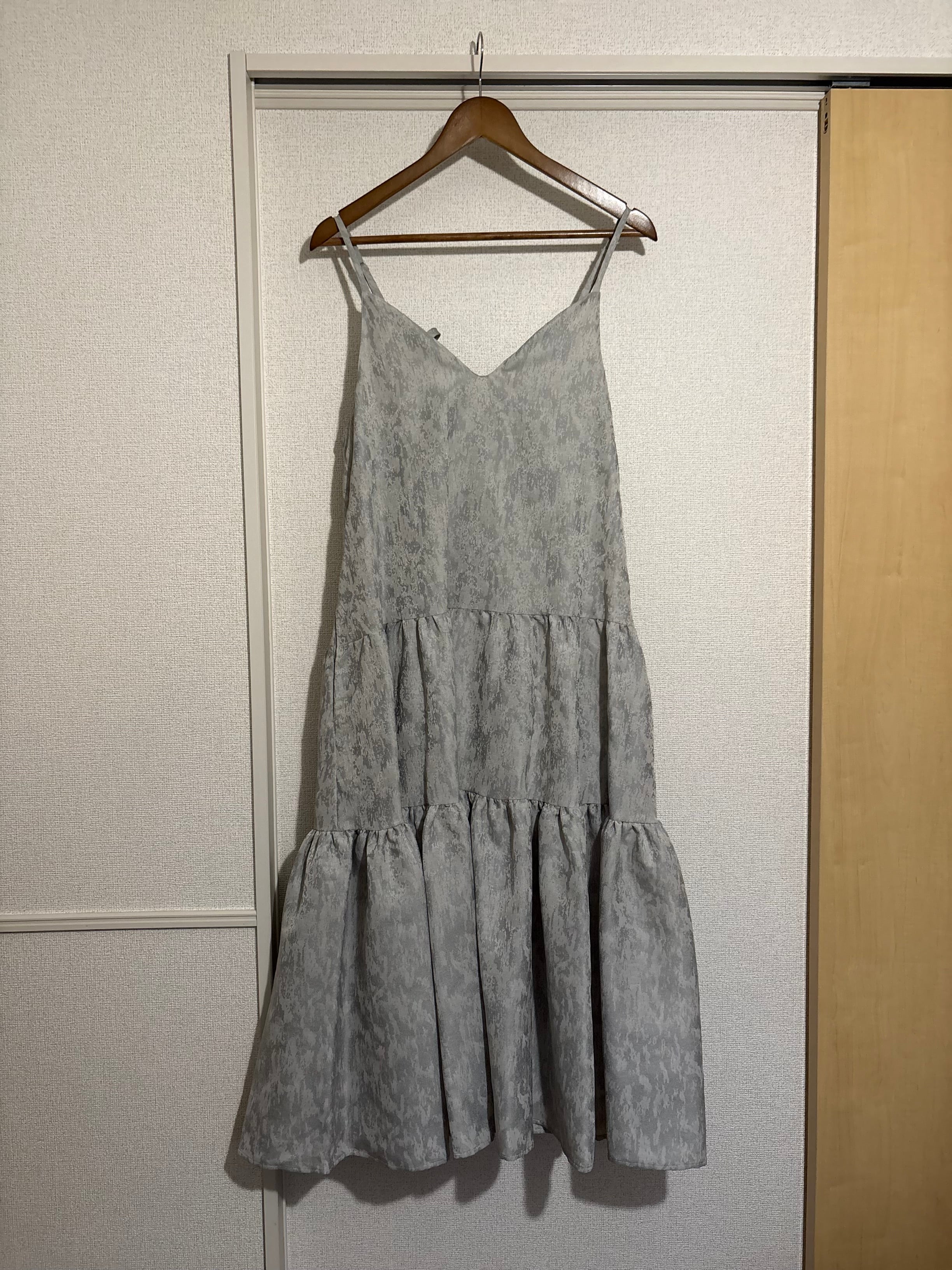 【サンプル】tiered camisole dress