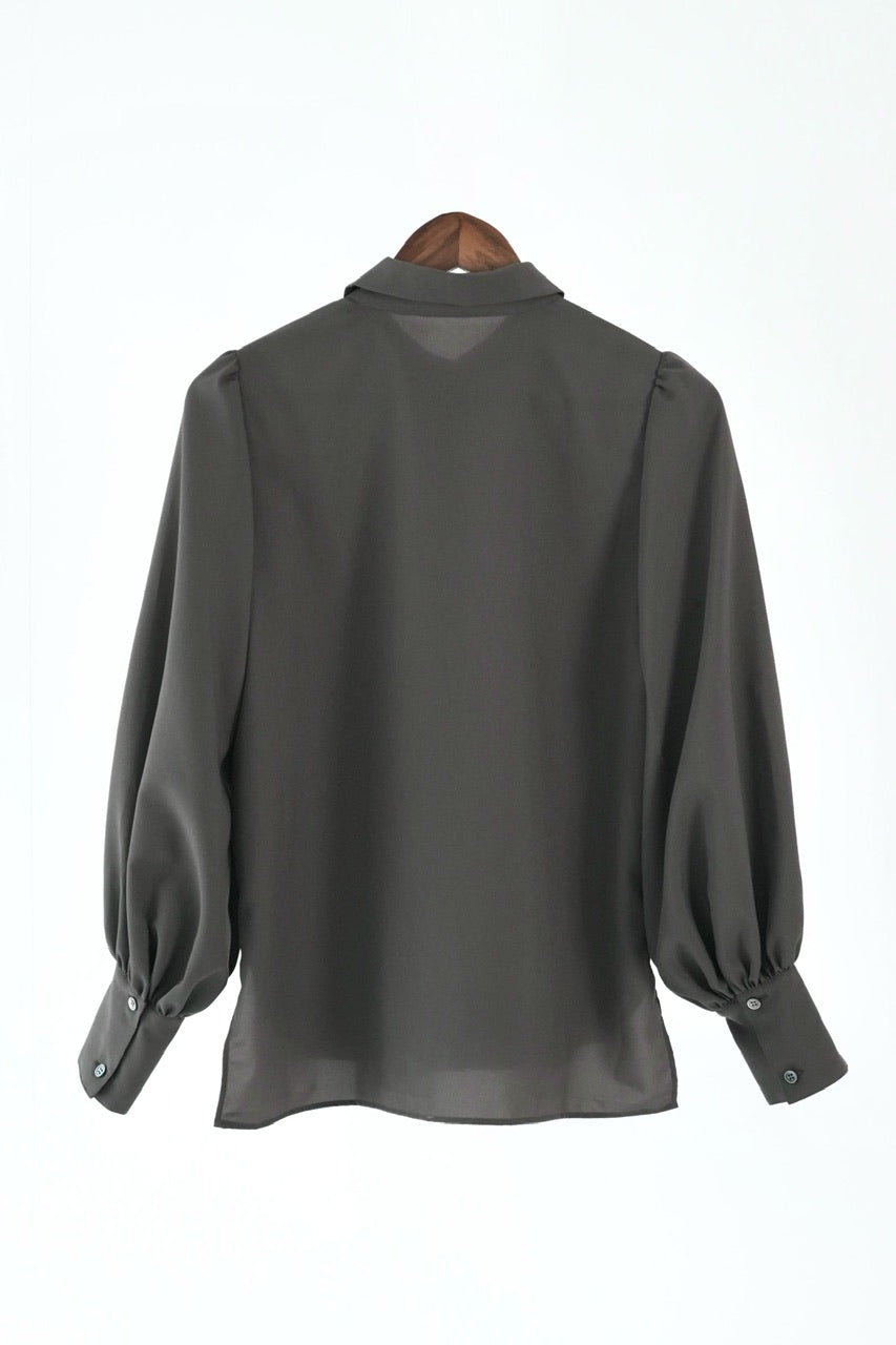 round collar blouse【予約商品】