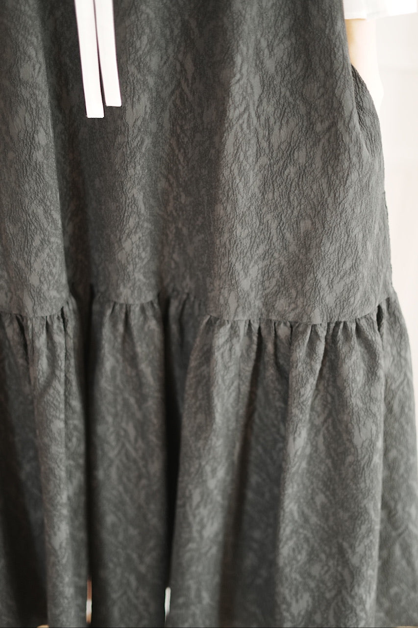jacquard camisole dress / black