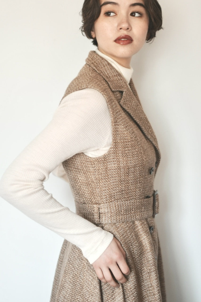 tailored sleeveless dress