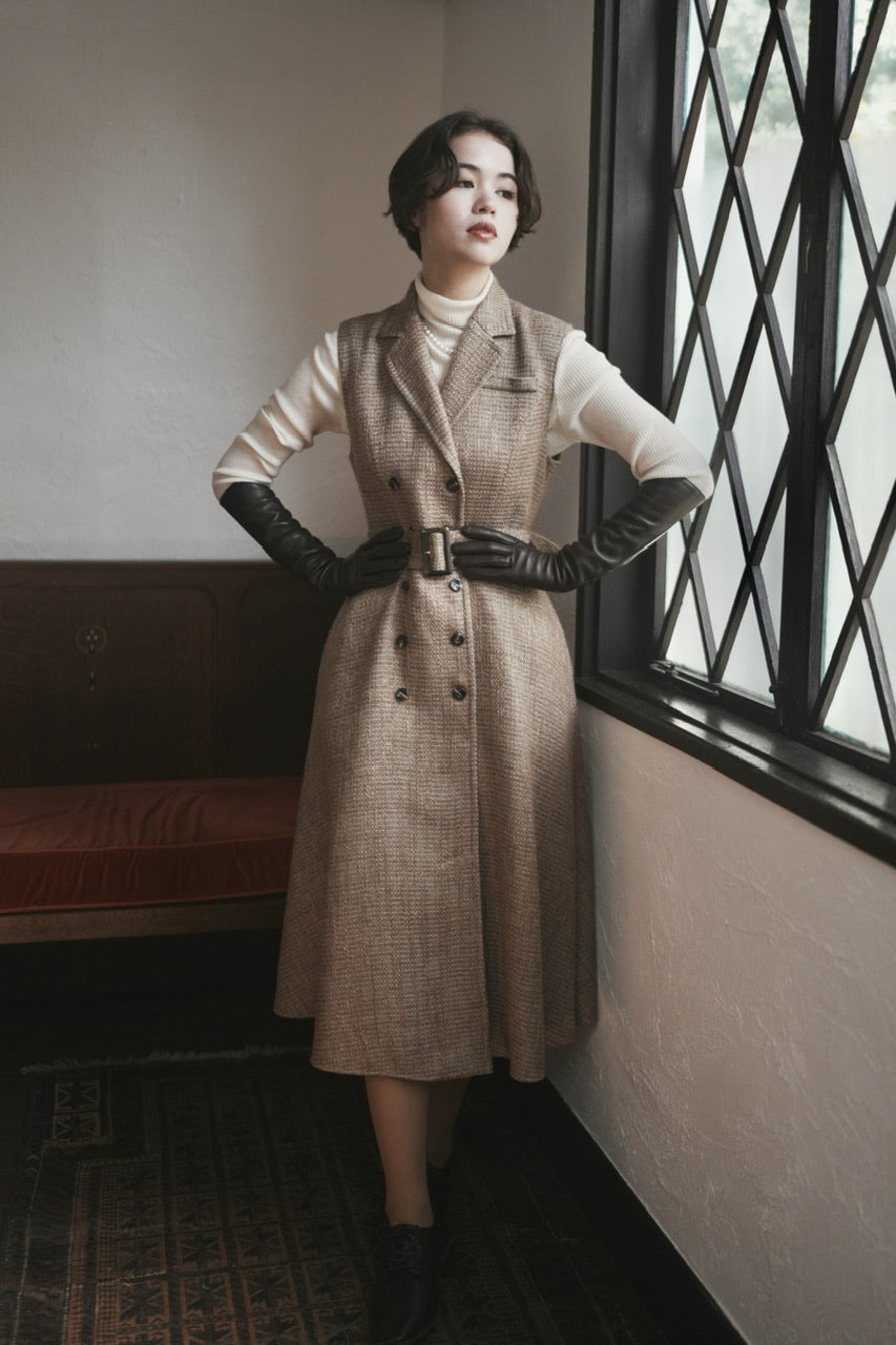 tailored sleeveless dress