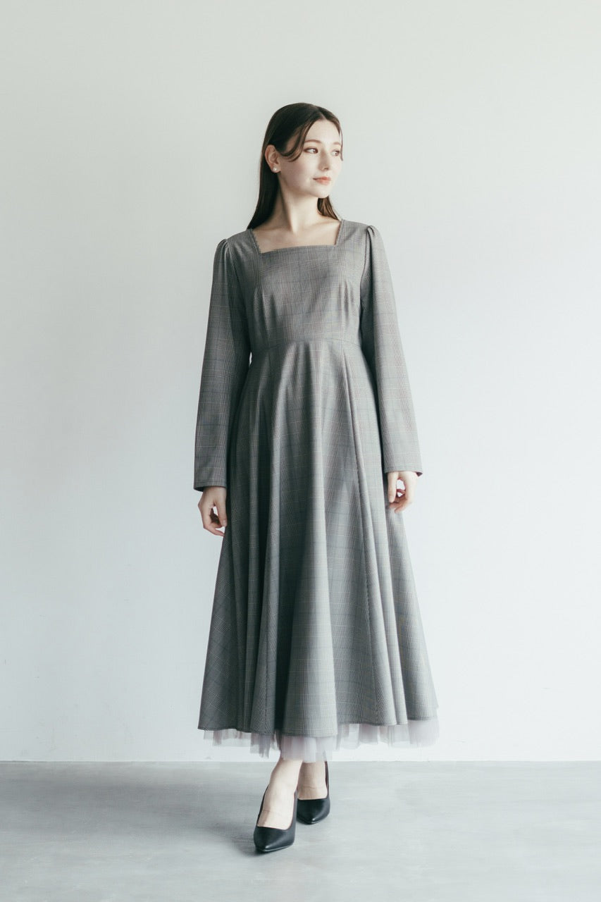 【サンプル】square neck flare dress