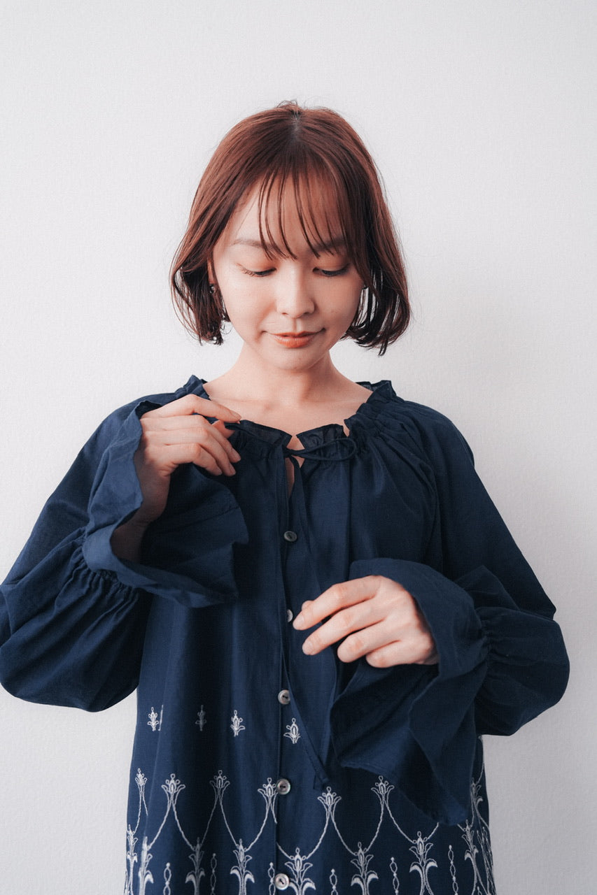 Giselle blouse / navy