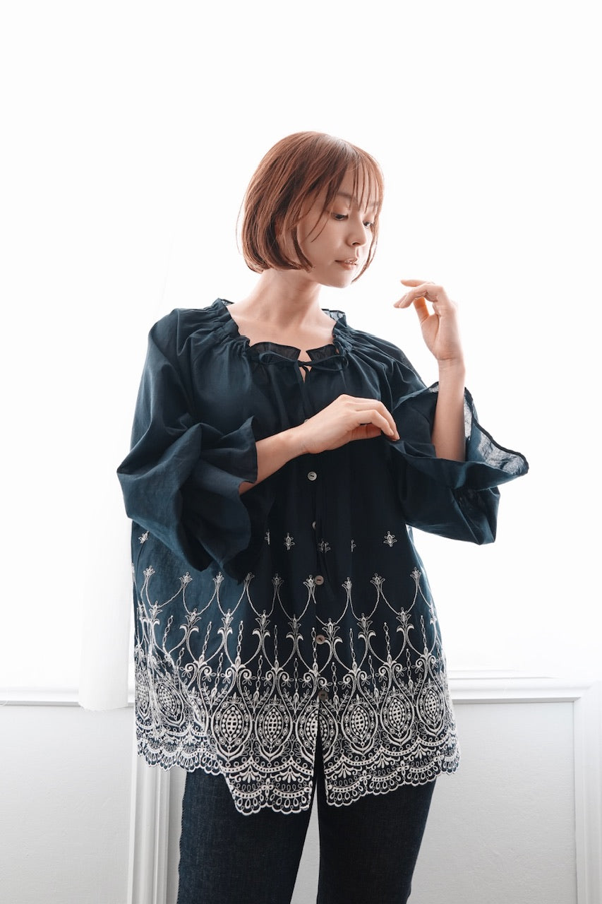 Giselle blouse / navy