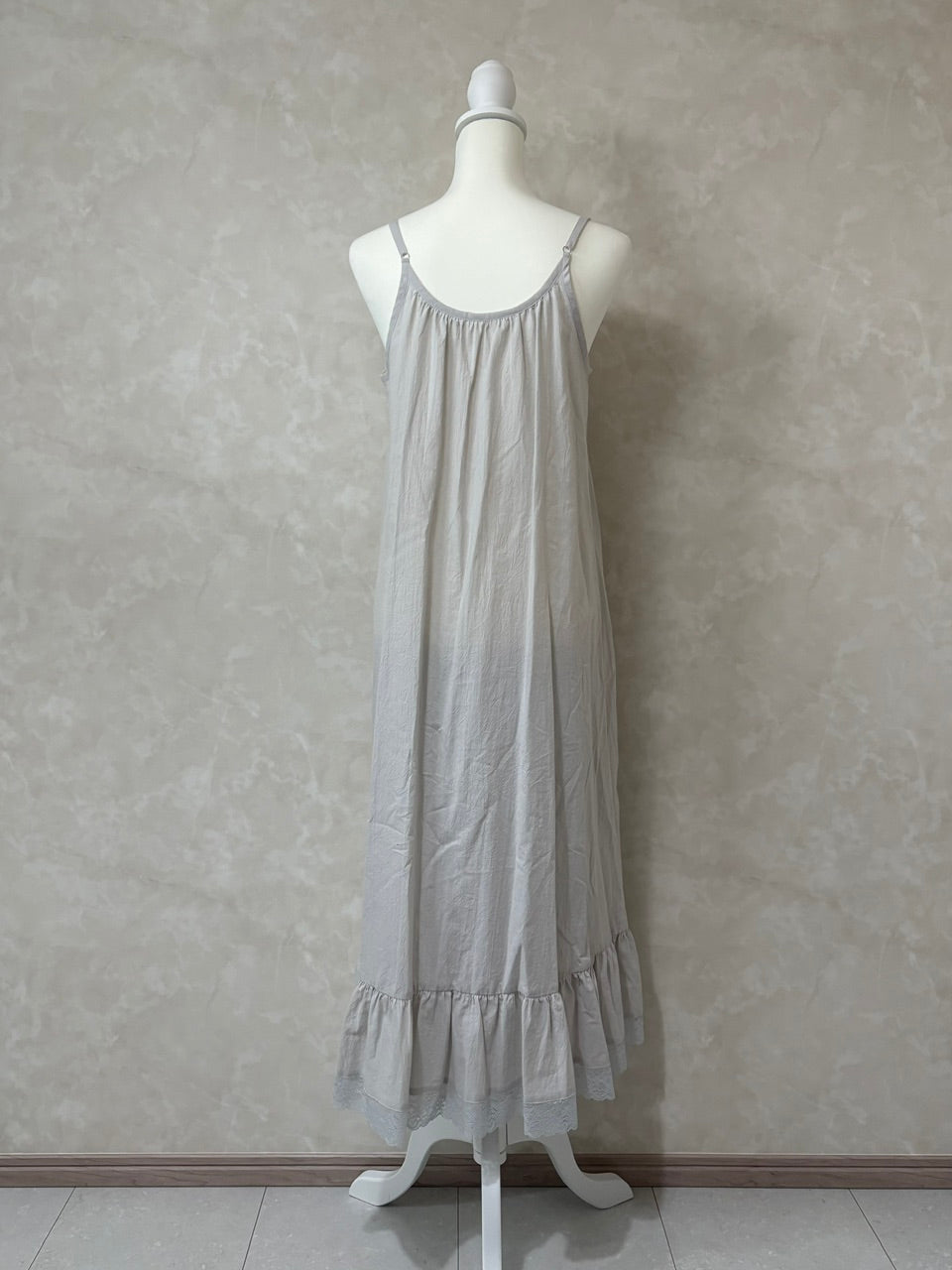 camisole frill dress / ice gray