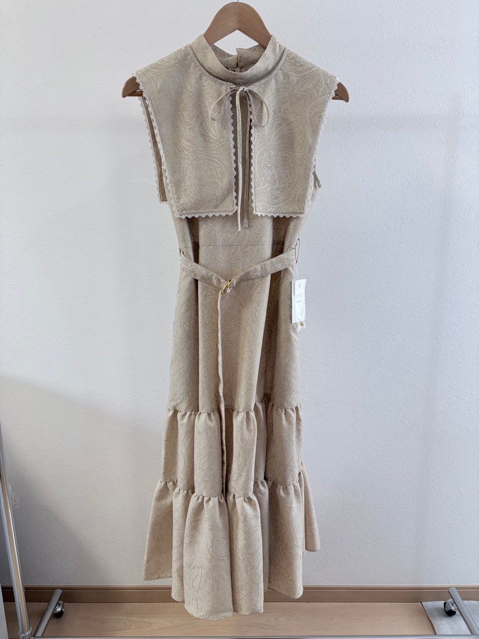 【B品】〈Laurence〉attached collar long dress