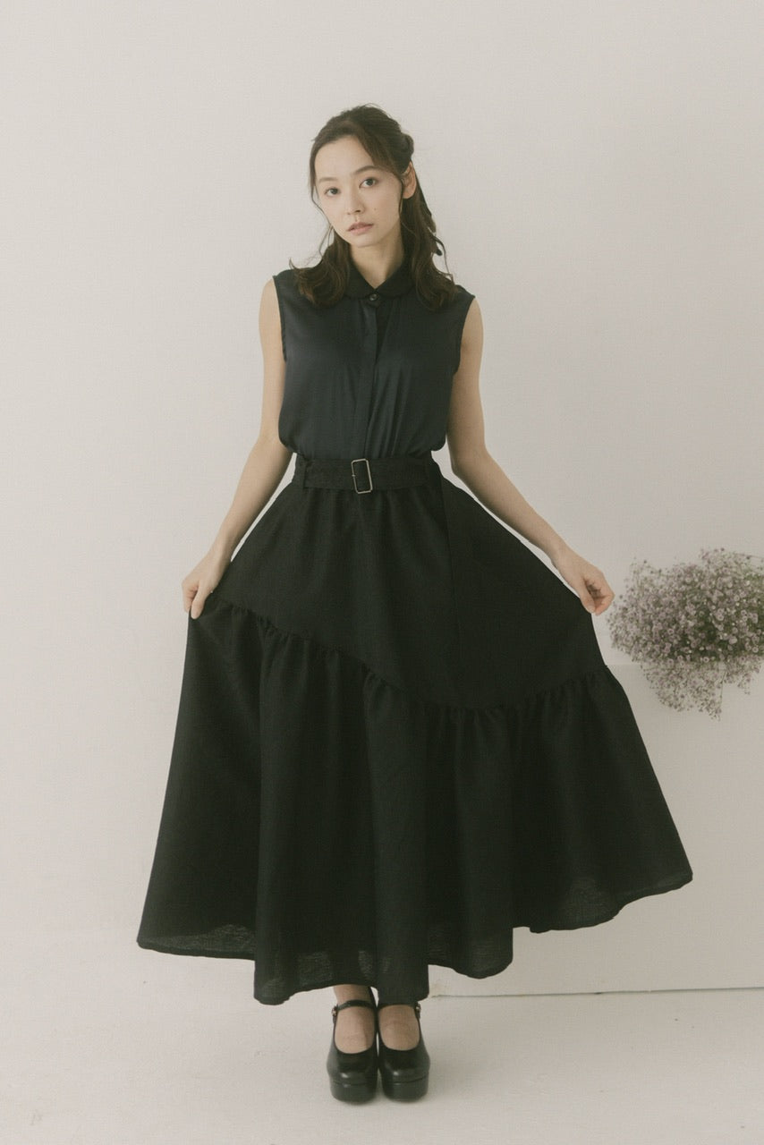round collar sleeveless blouse