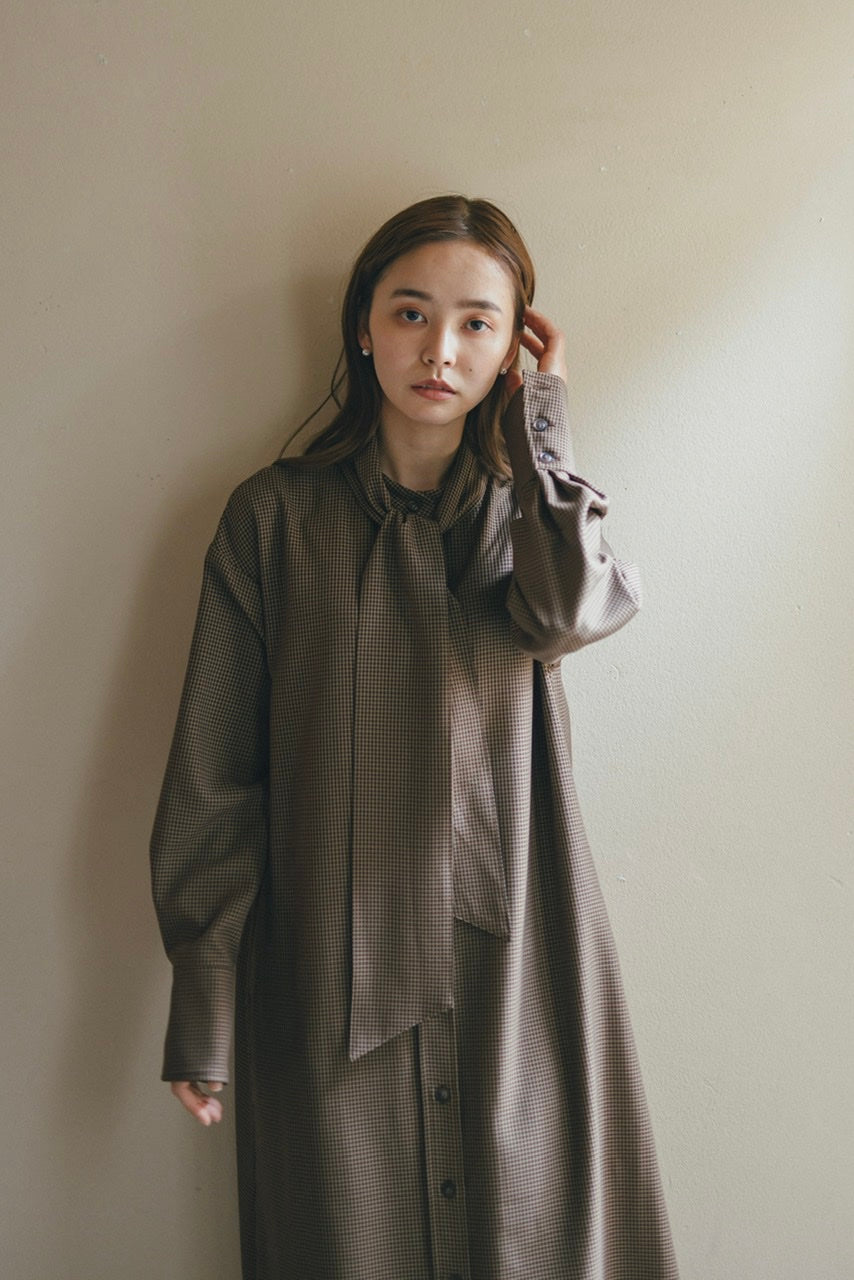 bow tie shirt dress