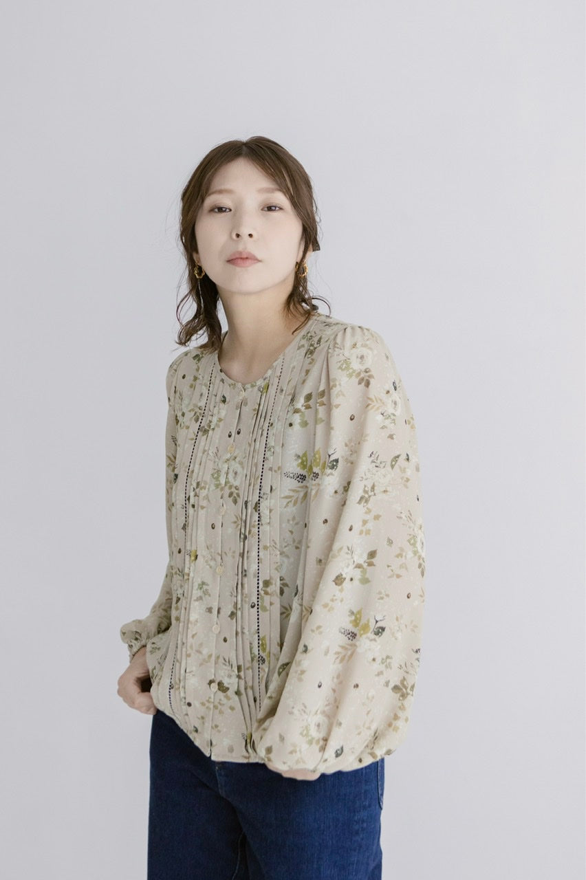 front tuck blouse / flower