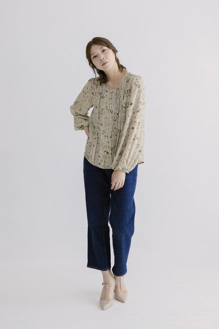 front tuck blouse / flower