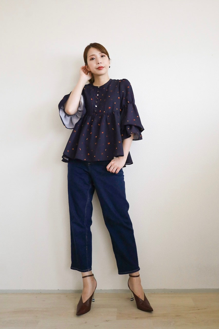 "marchen" pin tuck gather blouse