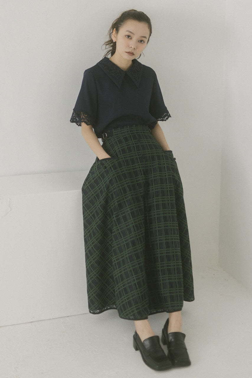 piping lace skirt