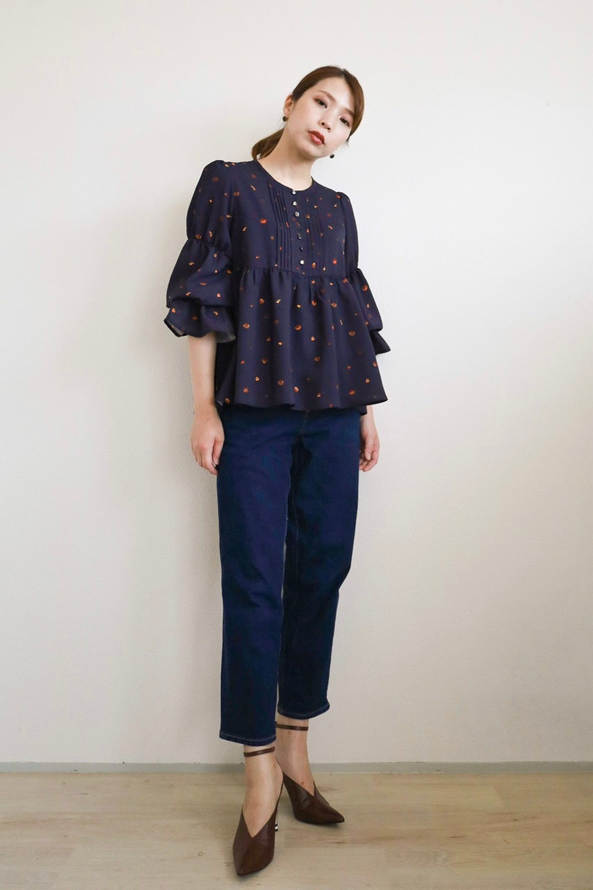 "marchen" pin tuck gather blouse
