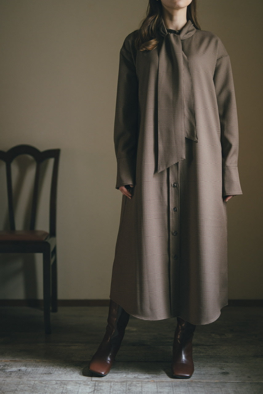 bow tie shirt dress