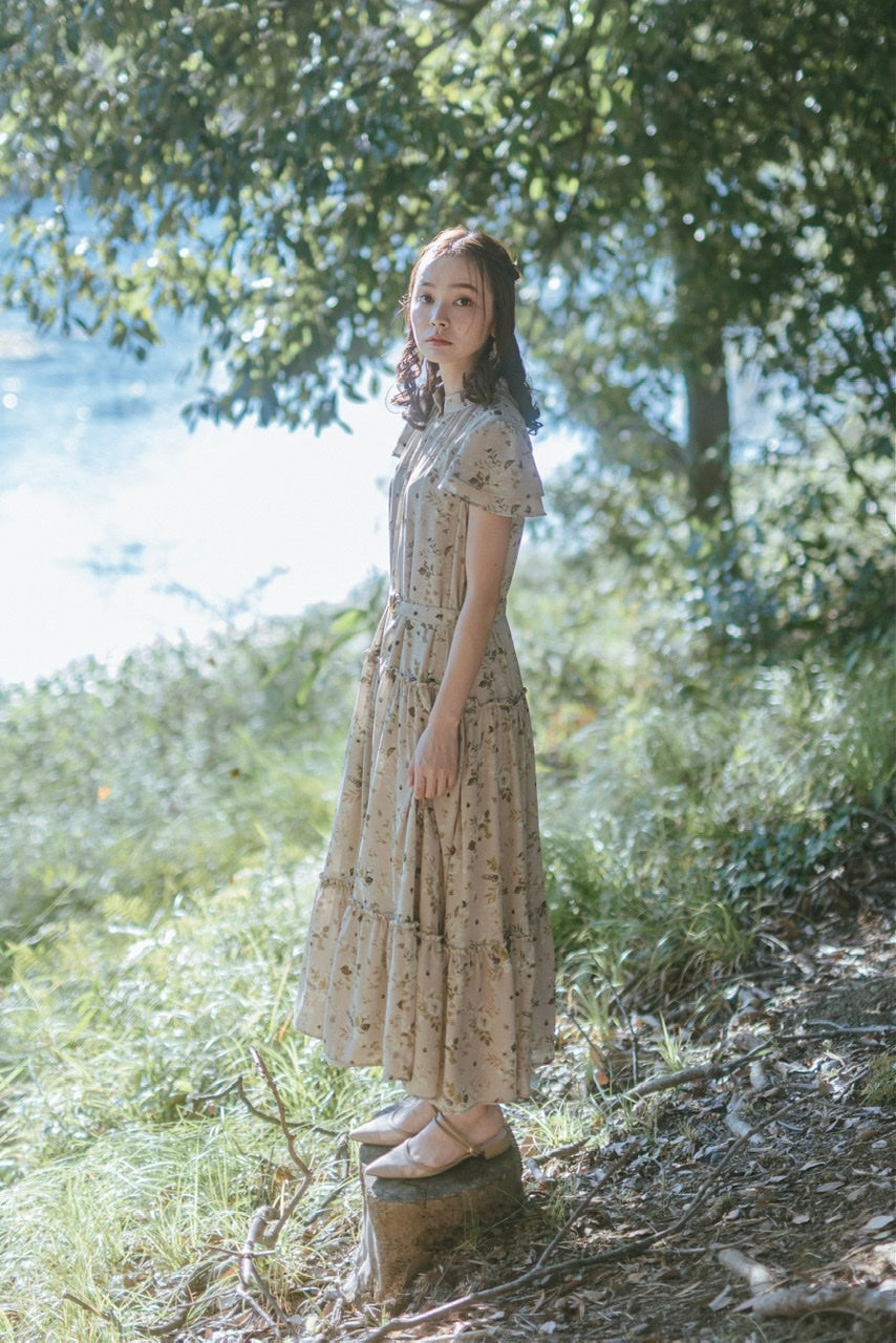 〈Agathe〉tiered dress/flower
