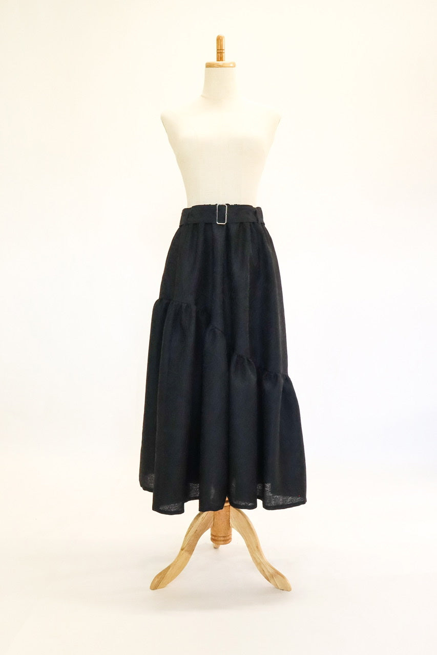 〈Mila〉asymmetry gathered skirt