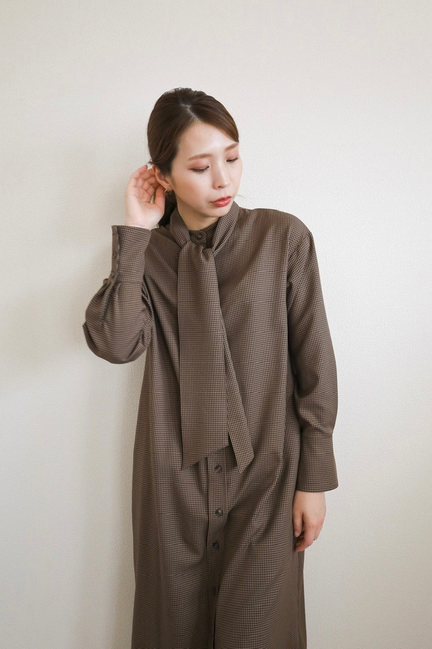 bow tie shirt dress