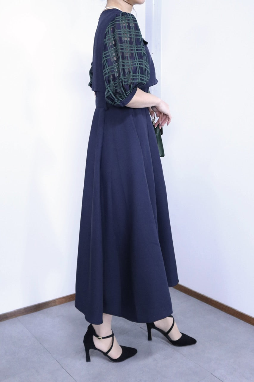 puff sleeve docking dress