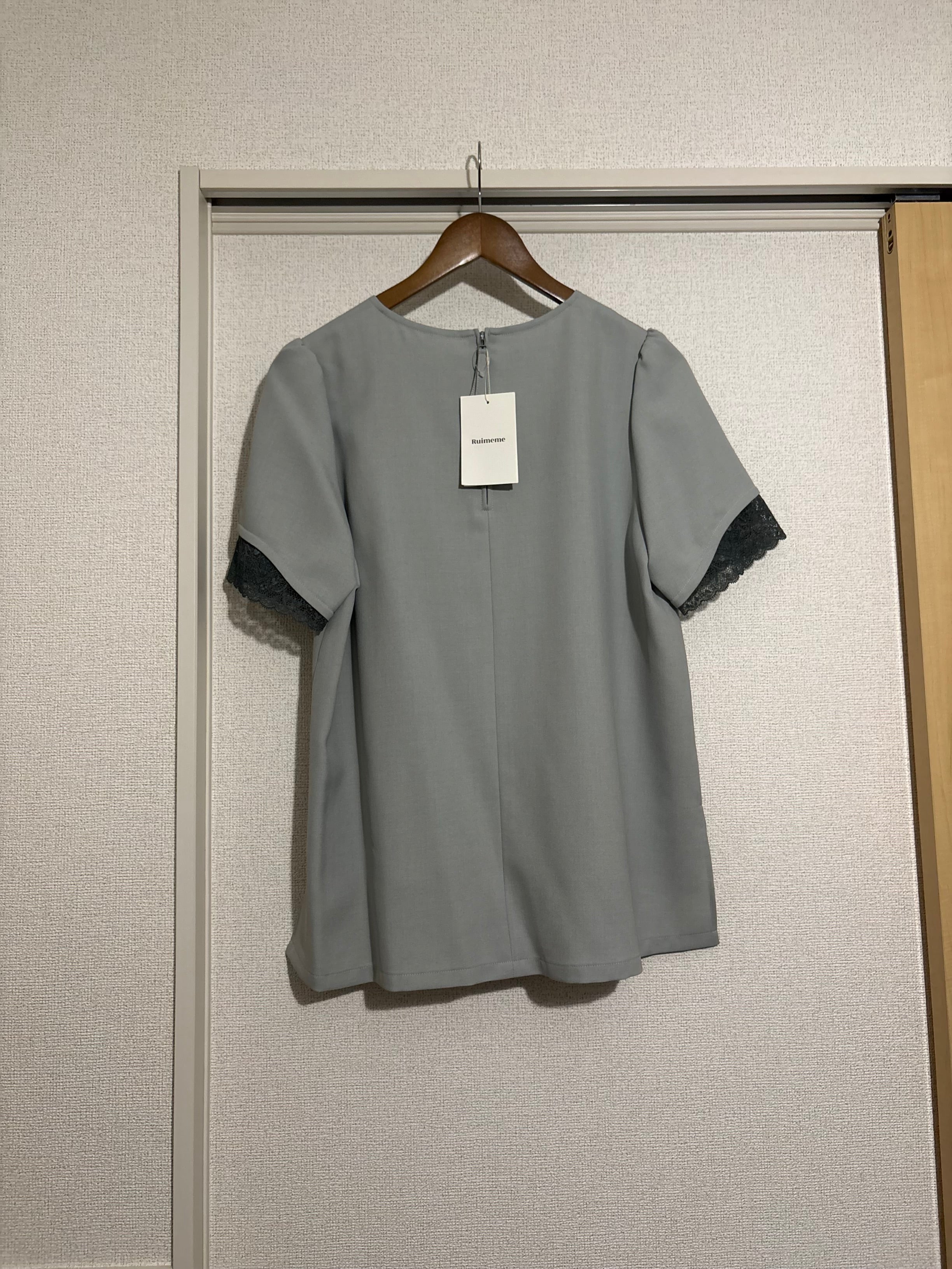 【サンプル】lace trim top