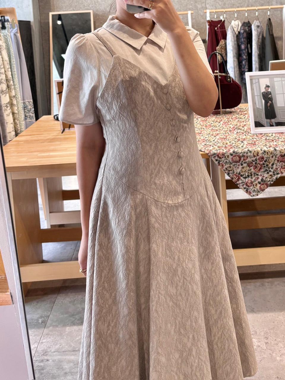 basque waist jacquard camisole dress / greige pink