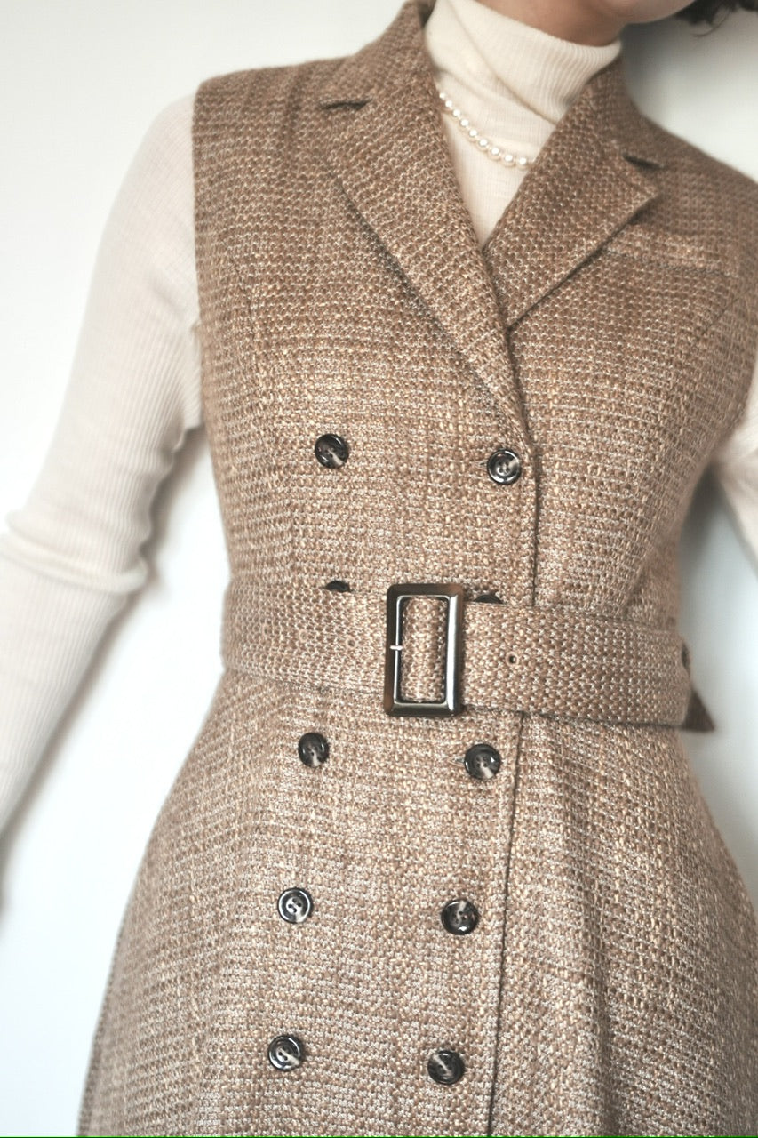tailored sleeveless dress