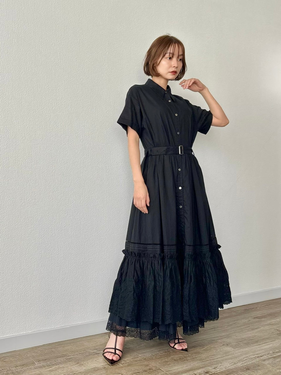 Giselle embroidery dress / black