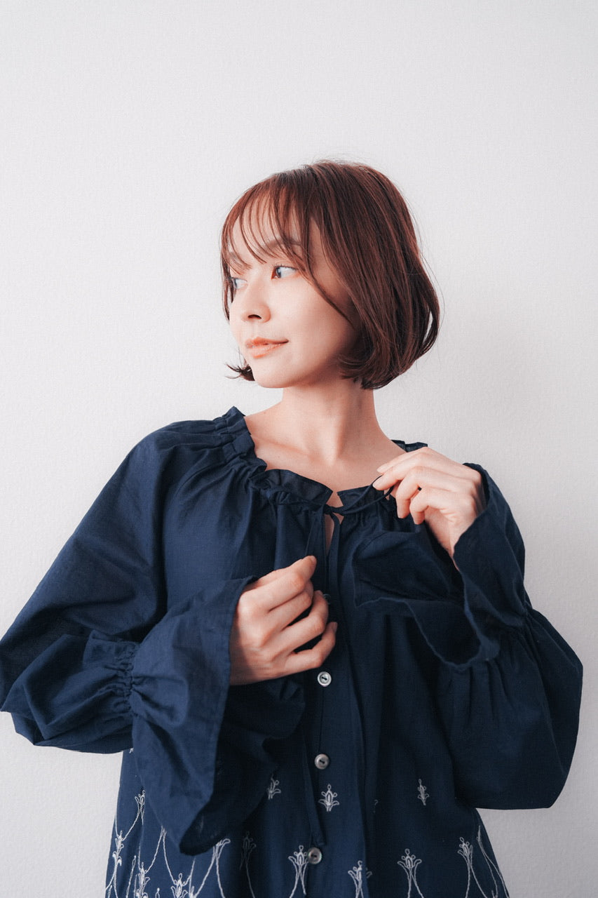 Giselle blouse / navy