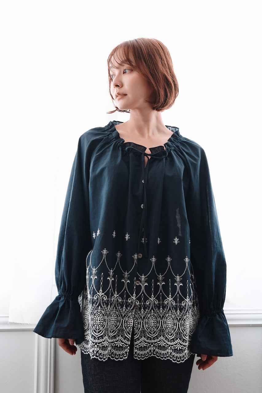 Giselle blouse / navy