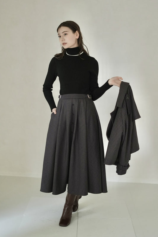 front button tuck skirt