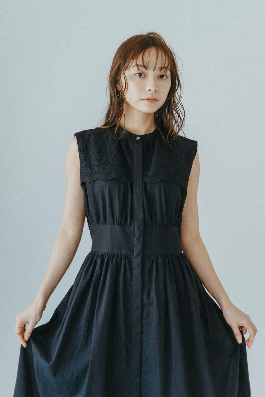 Amélie embroidery dress / black