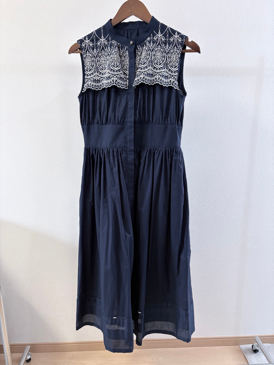 【B品】Amélie embroidery dress / navy