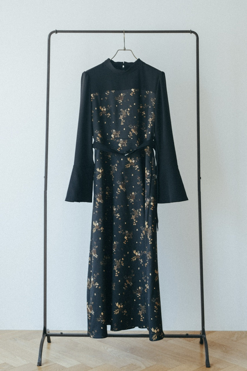 "Antique Flower" high neck dress