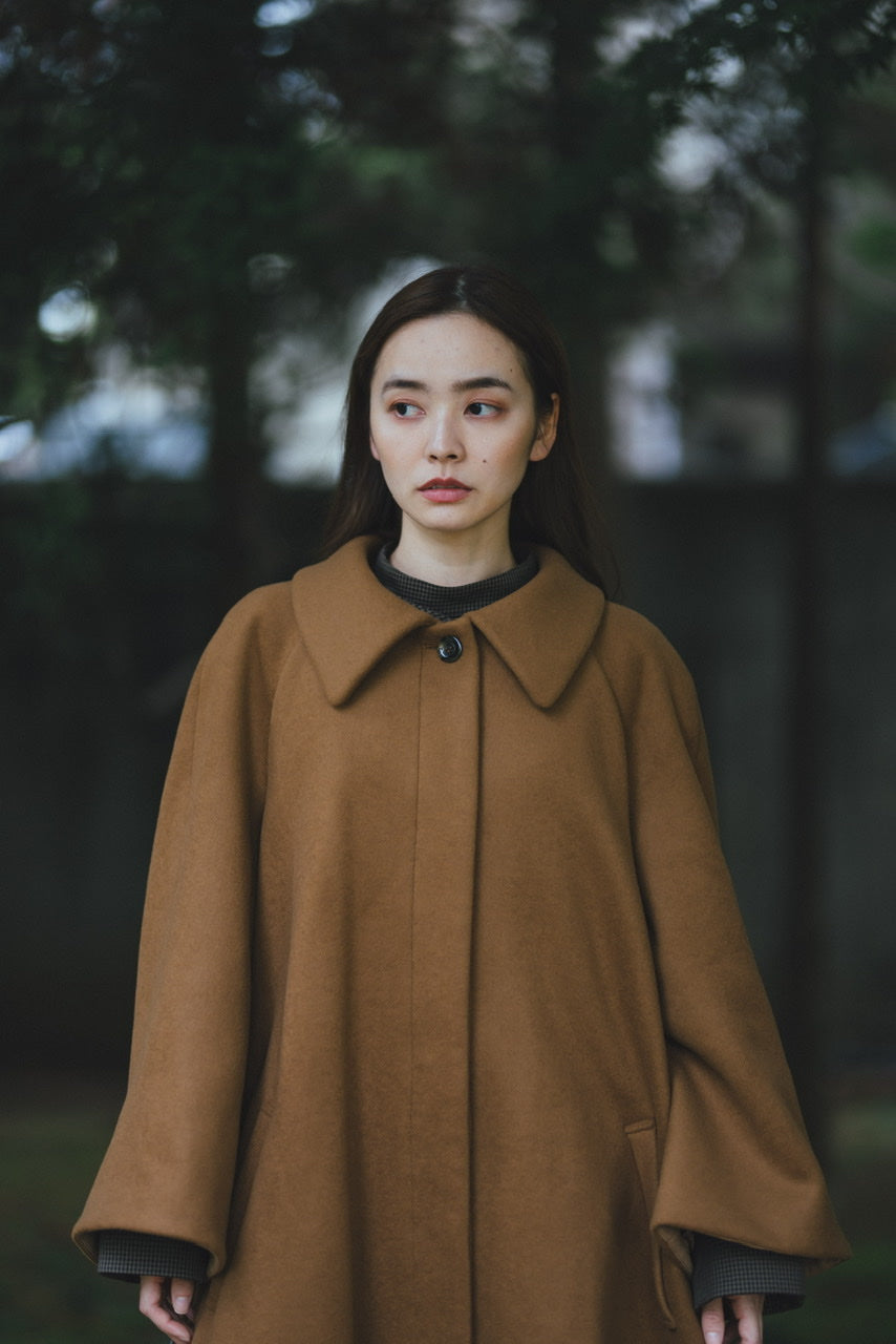 melton poncho coat / russet brown